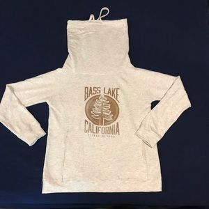 Heat Last Bass Lake Super soft Pullover Sweater